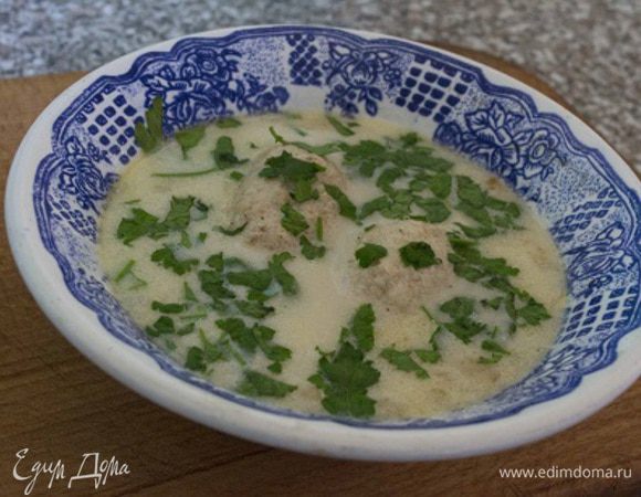 Подавать с мелко нарубленой зеленью.