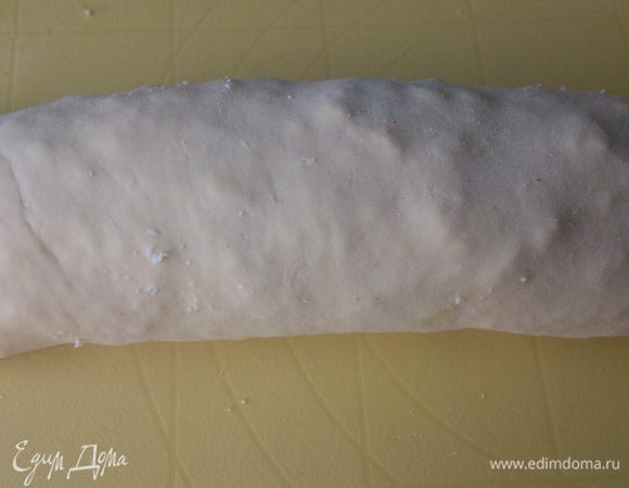 Сворачиваем в рулет.