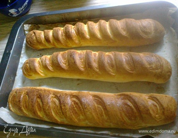 Когда хорошо поднимется смазать желтком и в духовку 180 гр. на 20-30мин.