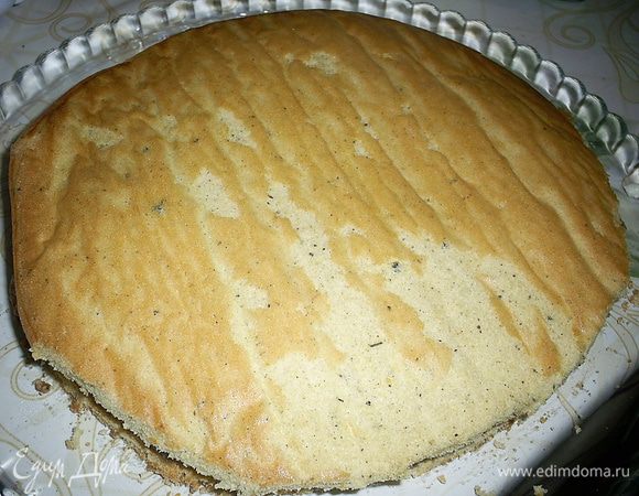 Накрываем ганаш шифоновым бисквитом.