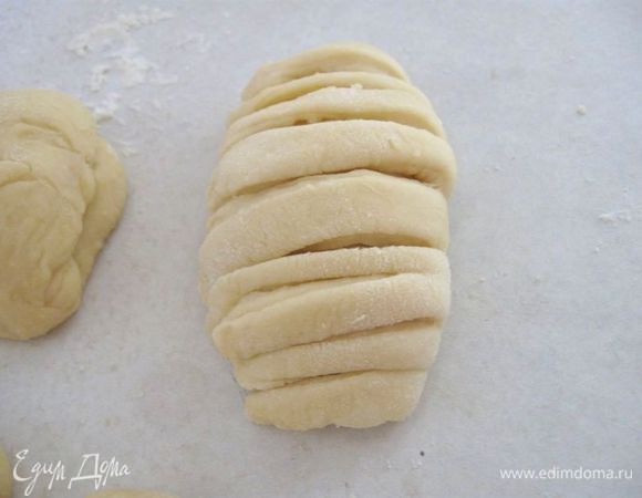 Вот такой вид они будут иметь до выпечки.