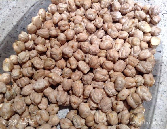 Хорошо промыть нут.
