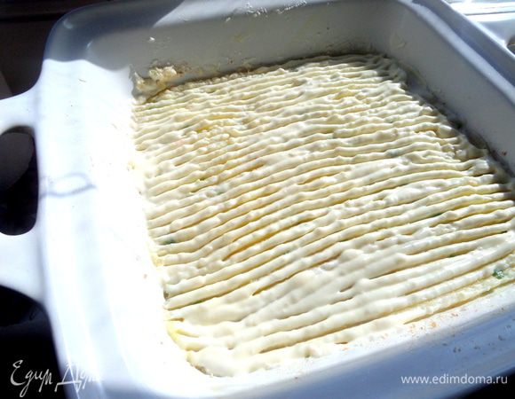 Борозды я сделала при помощи вилки, не особо надеясь,что они не расплывутся при запекании)))