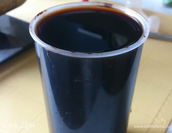 И доливаем теплой водой до отметки 410 мл.