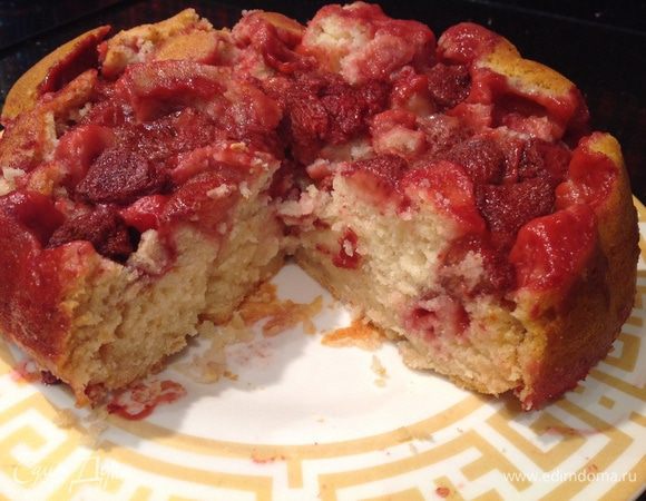 Выложите на блюдо перевернув. Постный медовый пирог готов!