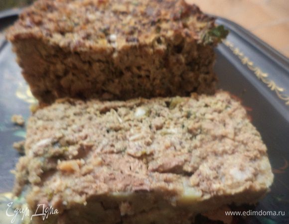 Хлебец остудить в форме. На ночь убрать в холодильник, и утром можно нарезать. Он как следует застынет, и будет хорошо держать форму.