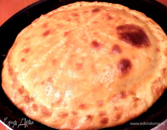 В духовке пирог сильно поднимется,но потом неизбежно опустится...,это нормально!