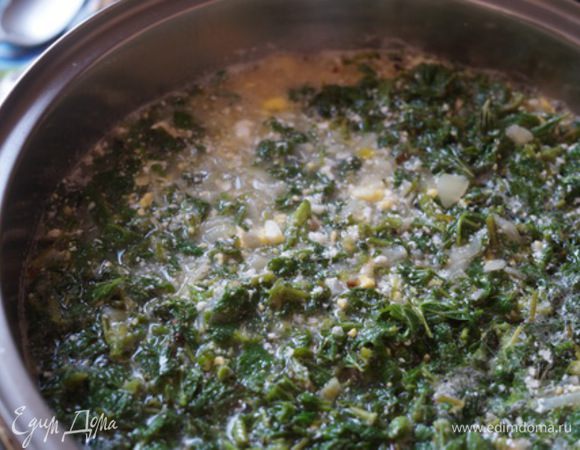 Борщ с крапивою готов.