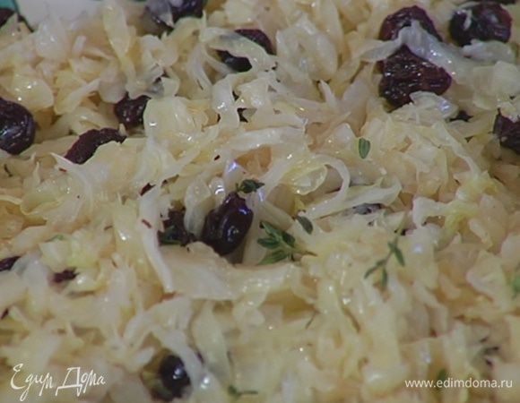 Добавить мускатный орех, перемешать и выключить огонь.