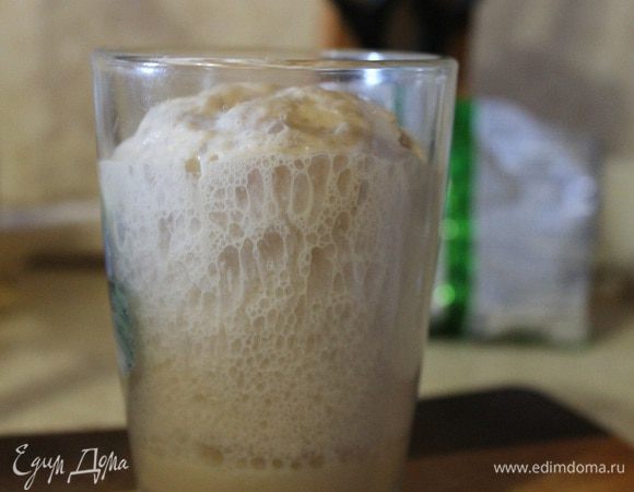 Через полчаса получается вот такая шапочка..