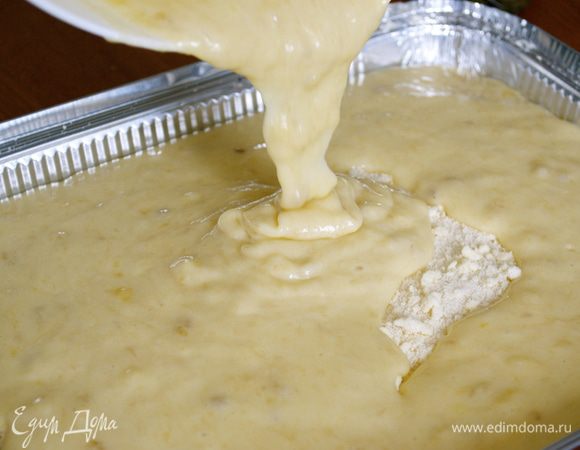 Залить оставшимся тестом.