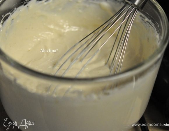 Начинку готовим заранее. Смешать на скорости миксером все ингредиенты для для нее. Важно, чтоб консистенция была однородной.
