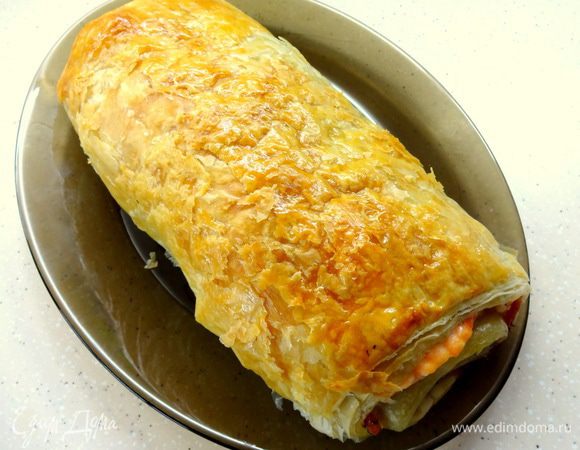 В разогретую до 180 градусов духовку поставить рулеты, и выпекать до румяной корочки примерно 20 минут.