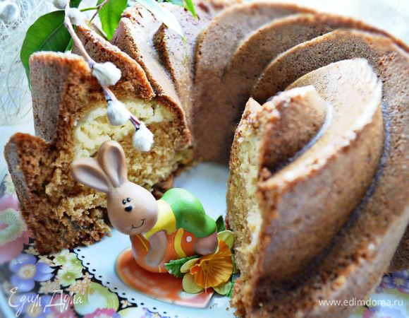 Подавать кекс можно как тёплым, так и остывшим. Приятного аппетита! 