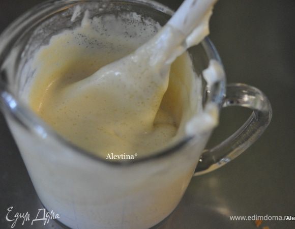 Смешать майонез и 3 следующих ингредиента, как горчица, сок лайма и сахар,  1 ч.л соль.