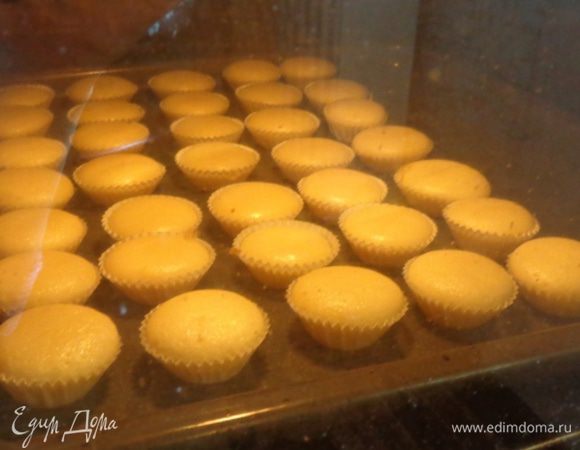 Печь при 180 градусах до золотистости минут 25.