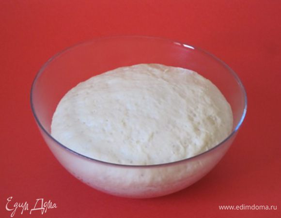 Тесто накрыть и поставить в тёплое место на 50 минут.