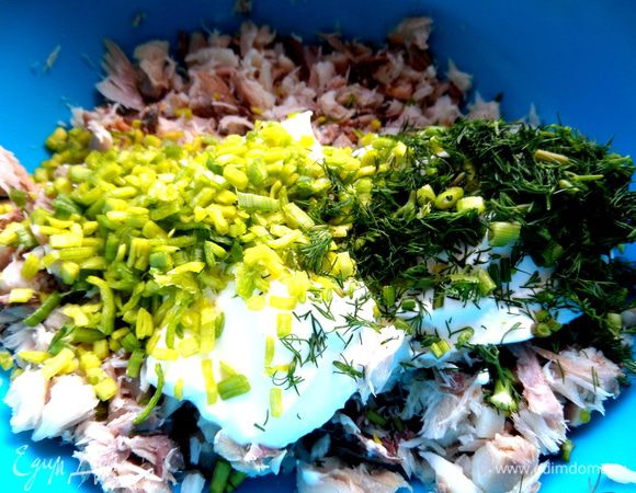 Отправить зелень к рыбке...