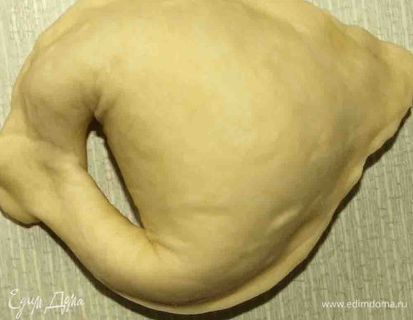 Заворачиваем его, как пельмень.