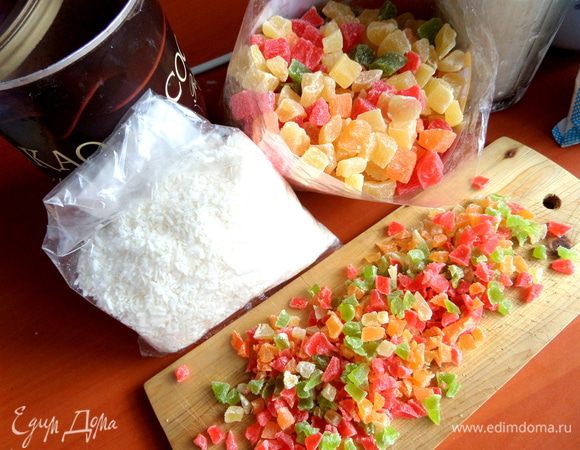 Но я решила для разнообразия испечь ещё с ананасовыми цукатами.