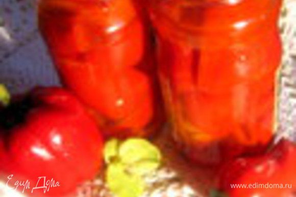 Рецепт маринованных перцев можно посмотреть здесь...,их можно приготовить в любой момент: http://www.edimdoma.ru/retsepty/59946-marinovannyy-perets
