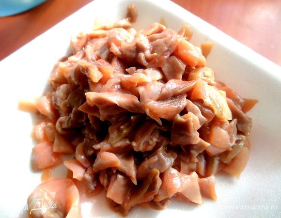 Рыбку измельчить. Можно и блендером всё взбить,но я люблю кусочками)))