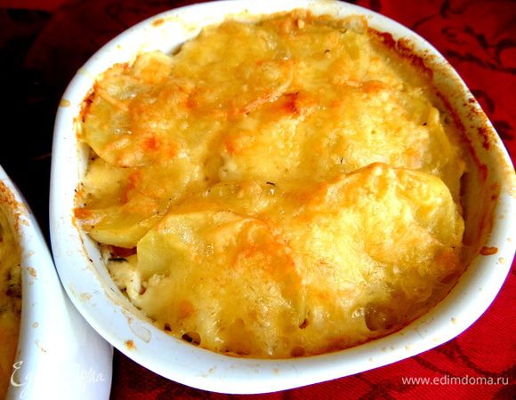 Допечь до золотистой корочки. Всего минут 50 у меня выпекалась картошечка.