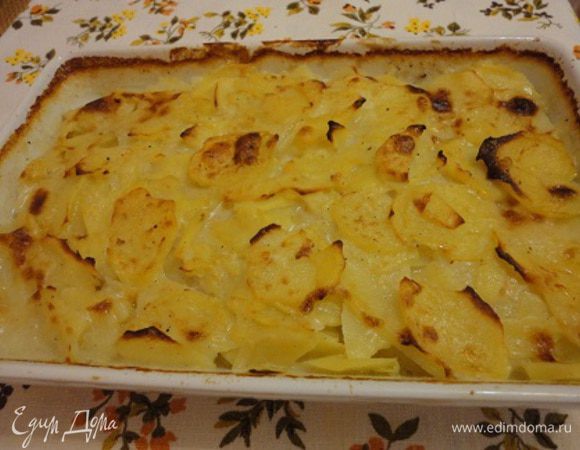 5.	Запекать гратен в духовке 30 минут. Дать постоять 10 минут и подавать на стол.
