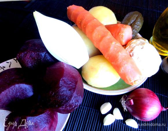 Продукты...Корень сельдерея у мня был совсем маленький,размером с картофелину и этого достаточно!