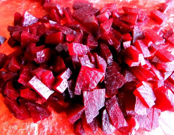 Обычно я намного мельче нарезаю на винегрет.