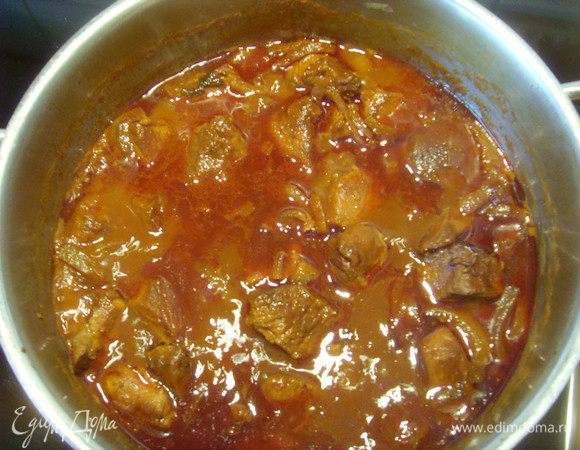 Так выглядит гуляш с готовым мясом. 