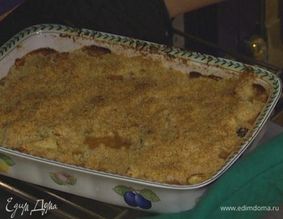 Запекать в разогретой духовке 25—30 минут.