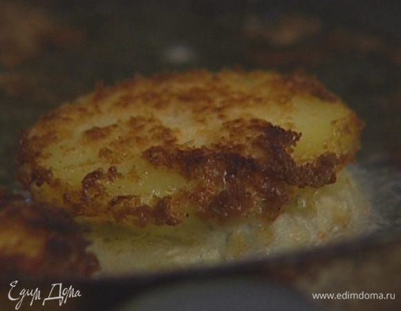 Обжарить с обеих сторон в разогретом масле.