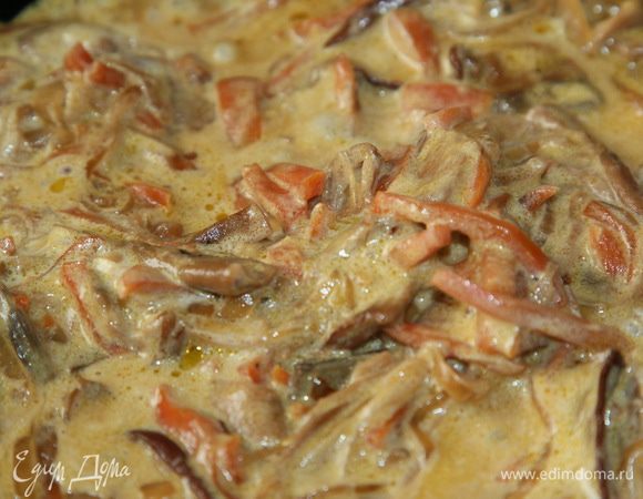 Перемешиваем все и выключаем огонь. 