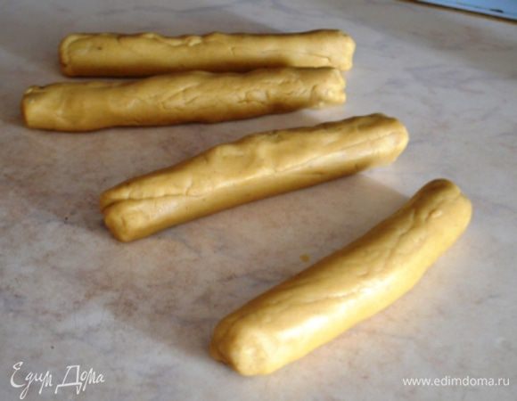 Получилось 4 колбаски.