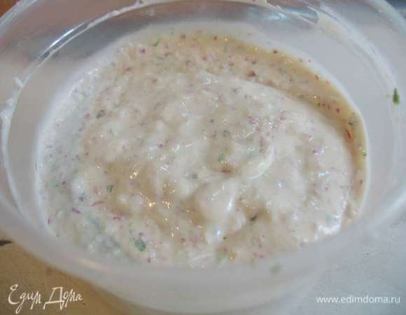 Перекладываем в пластиковый контейнер и охладить. 