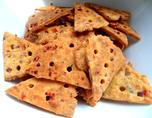 У меня его постоянно таскали из-под рук,вот успела спаси для фотосессии)))