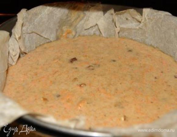 Тесто выложить в форму, застеленную пергаментом, выпекать при 160 гр. 30 минут.