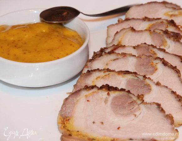 Вот и все! Получившийся бульон пошел на приготовление гречки, а рулеты остыли, нарезаны на порции и съедены на природе в полях! Было вкусно! Всем приятного аппетита!