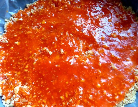 Размазать по всему дну.