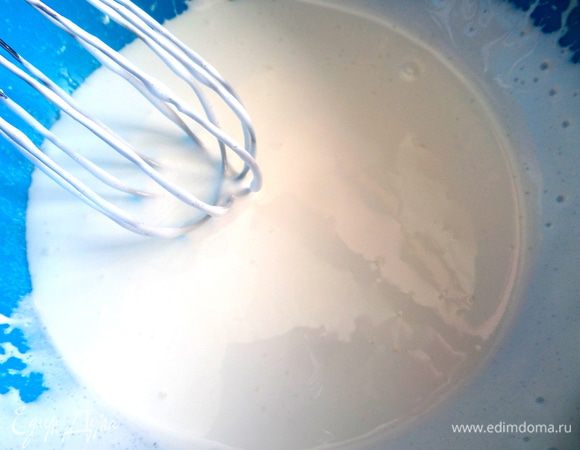 Взбить,но не обязательно до крутых пиков.