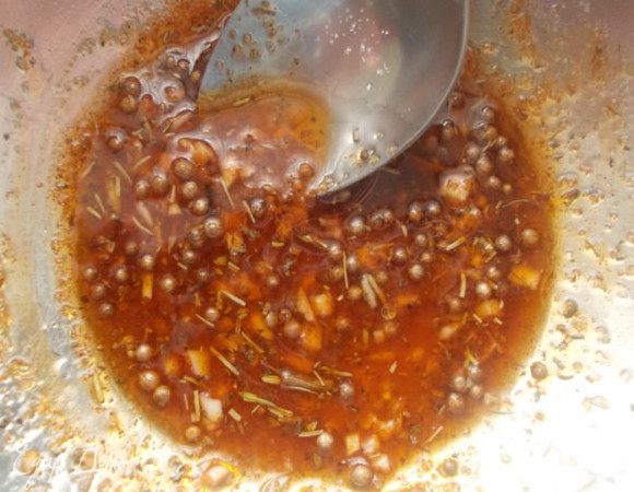 Все специи тщательно перемешать.