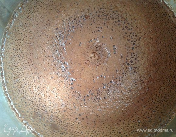 Постоянно помешивая варить до пузырьков, но не кипятить!!! Охладить.