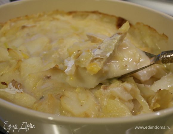 Накрыть и снова поставить блюдо в духовку на 20 минут. 