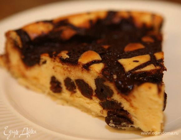 Выпекать в разогретой духовке 45–50 минут.