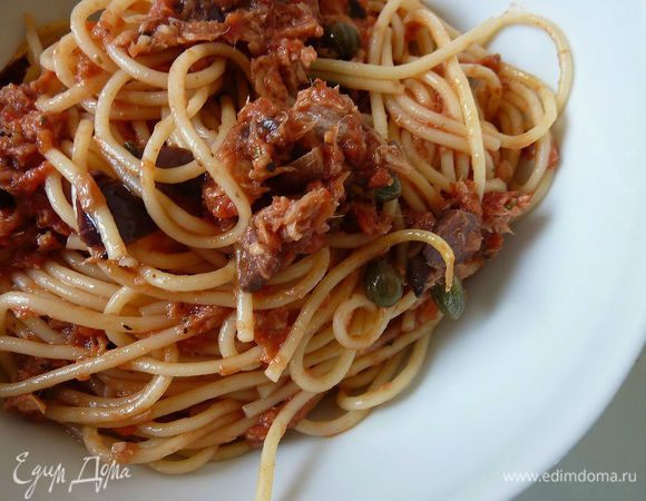 
Очень рекомендую любителям пасты - Спагетти «Алла Путтанеска» от 
Жанны. Очень вкусно и быстро ! 

http://www.edimdoma.ru/retsepty/64261-spagetti-alla-puttaneska?page=1

