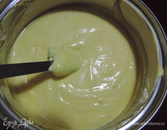 Получается воздушный и ароматный крем.