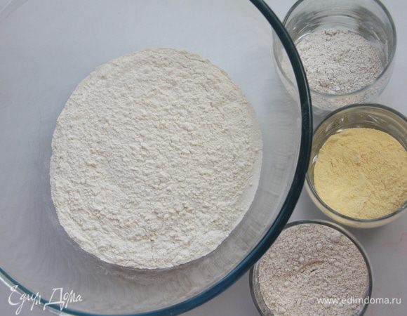 Муку просеять.