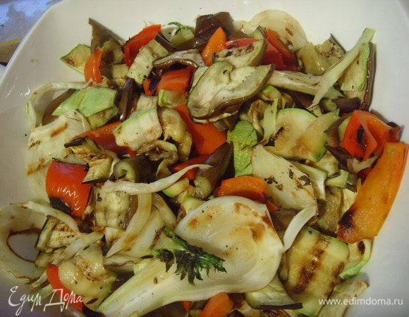 Складываем в миску.