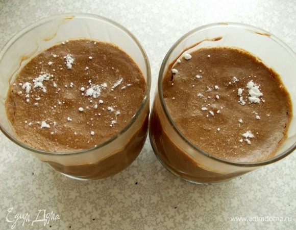 Полученную массу выкладываем в стаканы и ставим в холодильник минимум на 3 часа. Приятного аппетита!